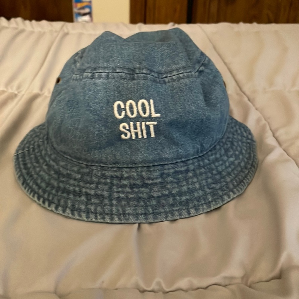“ Cool Shit” bucket hat